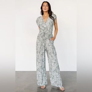Baltic Born Kelani Jumpsuit Womens Medium Green Wide Leg Tropical Resort Wear